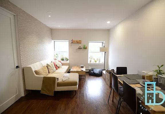 2nd image of 477 Lafayette Ave #T