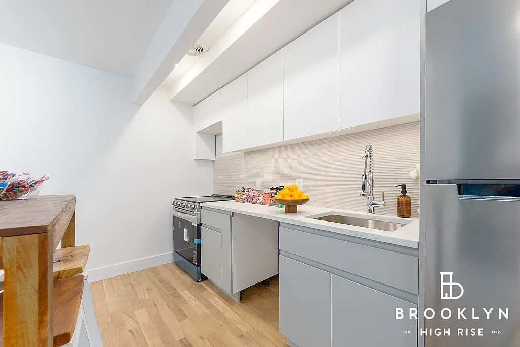 2667 Fulton Street — Photo 4