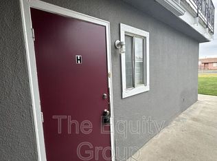 938 N A St #H, Tulare, CA 93274