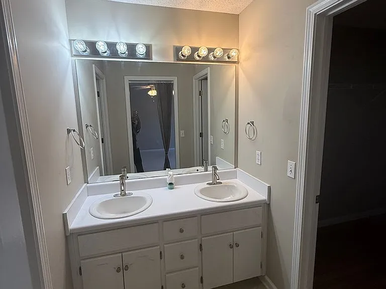 123 Woodberry Dr — Photo 14
