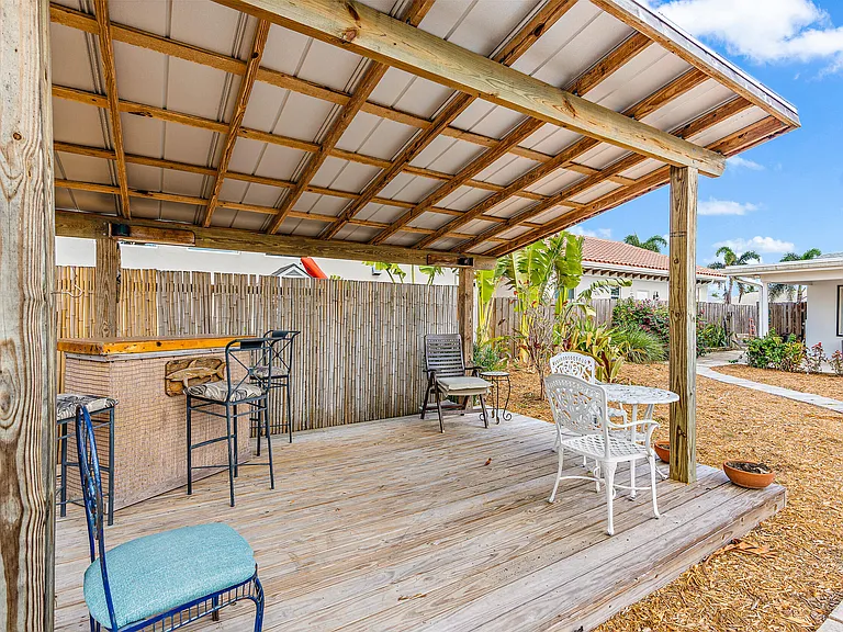 733 Waterway Dr — Photo 25