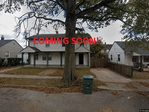 909 Bryan St Photo 1