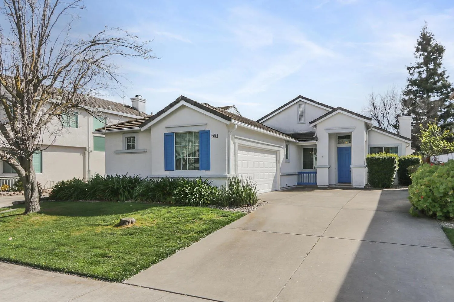 2824 Atterbury Way photo 1