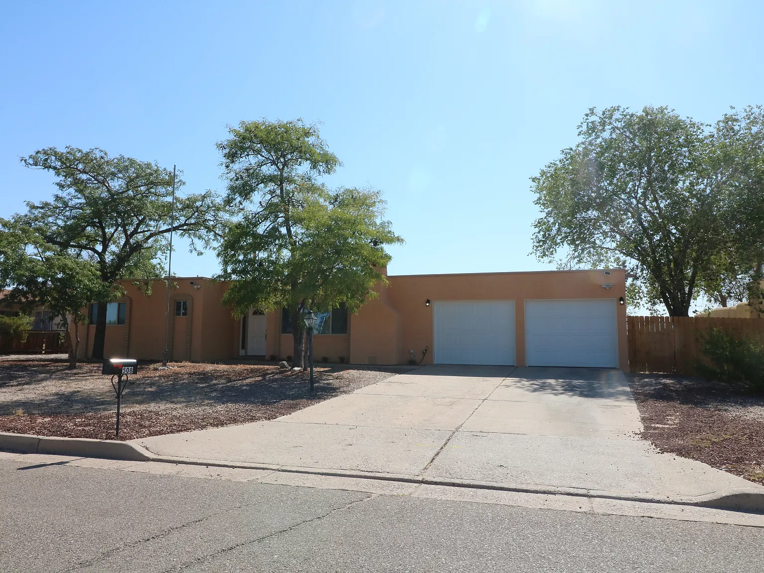 508 Las Marias Dr SE — Photo 1