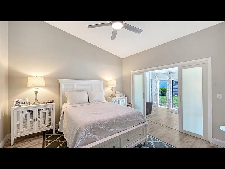 5649 Westwind Ln — Photo 7