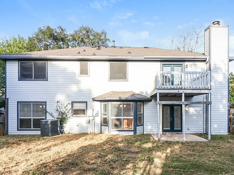 8310 Woodland Willows Dr — Photo 16