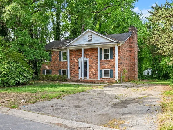 5508 Viewmont Dr, Charlotte, NC 28215