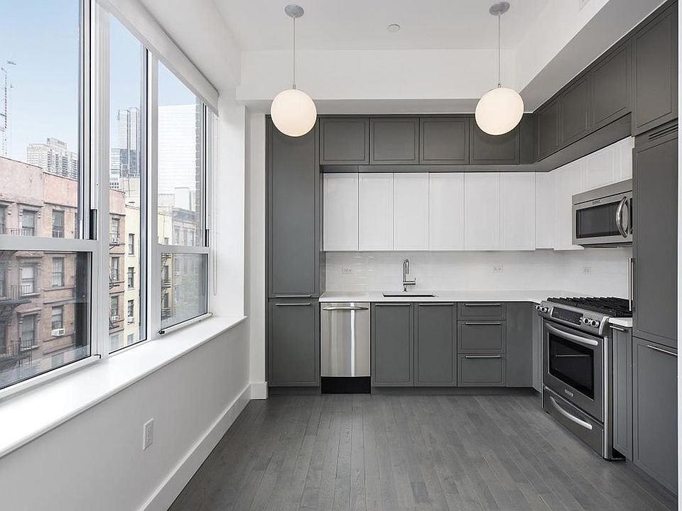 1st image of 416 W 52nd St APT 500