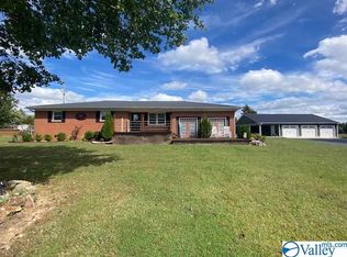 325 Bert Stinson Rd, Falkville, AL 35622