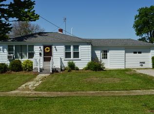 320 Antwerp Dr, Hicksville, OH 43526