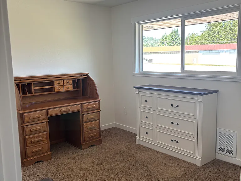 15002 Roosevelt Rd SE — Photo 18
