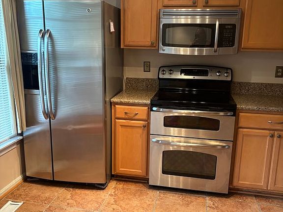 4th image of 3961 Conquest Ct