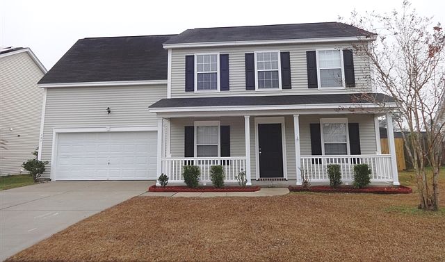 1st image of 102 Hunters Wood Dr