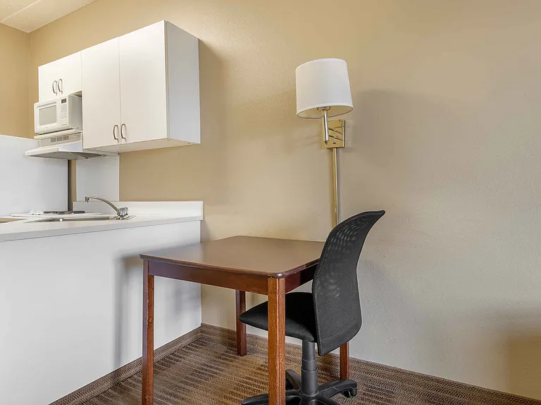 Studio Suite - 1 King Bed