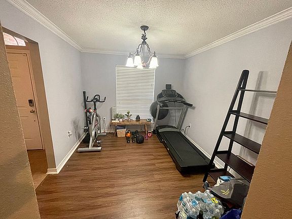 4th image of 10736 Crosscut Dr