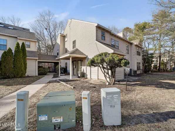 606 Goldthread Court, Jackson, NJ 08527