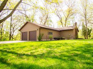 108 Dixie Ct, Evansdale, IA 50707