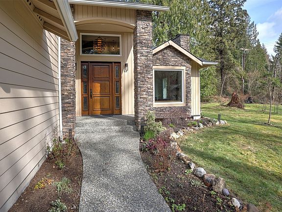 3rd image of 30536 NE 136th Place