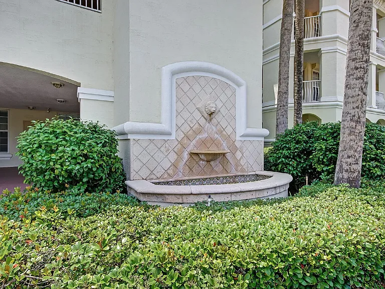 425 N Ocean Grande Dr #102 — Photo 59
