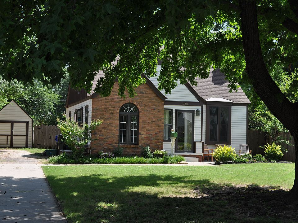 Front and Garage from Drive 