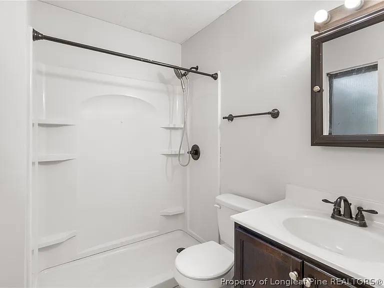 1907 Martindale Dr — Photo 21