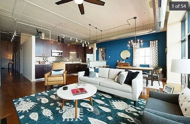 1224 W Van Buren St #713 — Photo 3