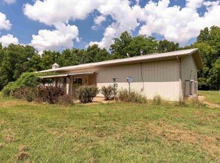 2 N Jungle Rd, Murphysboro, IL 62966