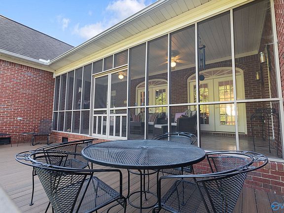 5th image of 3605 Williams St