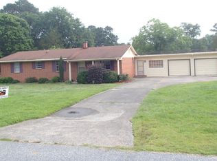 6003 Bright Leaf Rd, Goldsboro, NC 27530