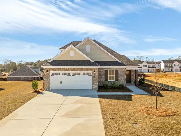 205 Alonsa Dr, Enterprise, AL 36330