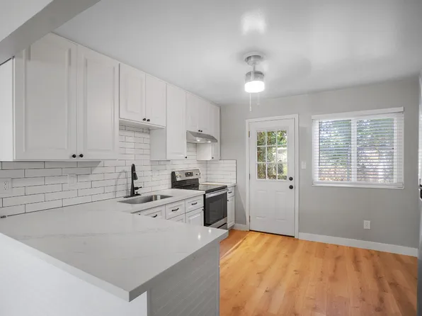 130 Elm St, Roseville, CA 95678