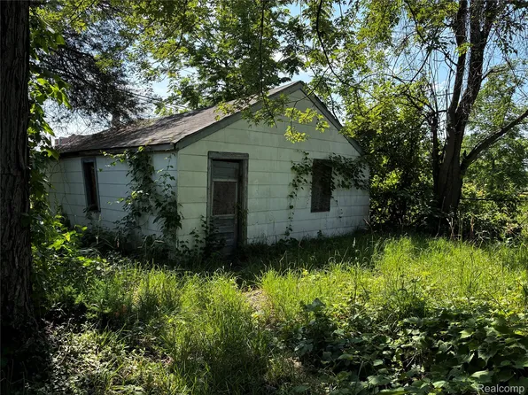 11354 Steel St, Detroit, MI 48227