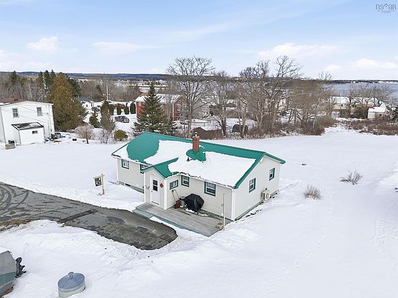 2nd image of 17 Freds Rd