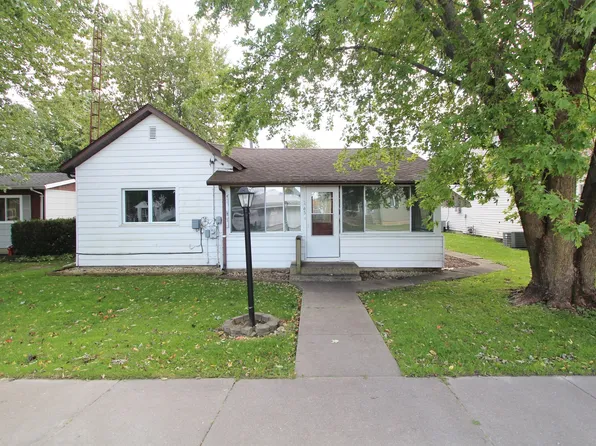 465 Lake St, South Wilmington, IL 60474