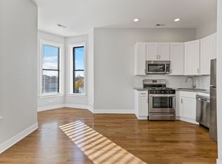 354 W Dickens Ave N #2103-4, Chicago, IL 60614
