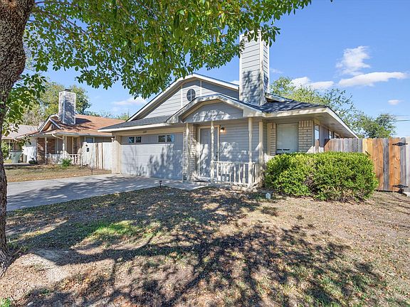 3rd image of 2109 Cimmaron Dr