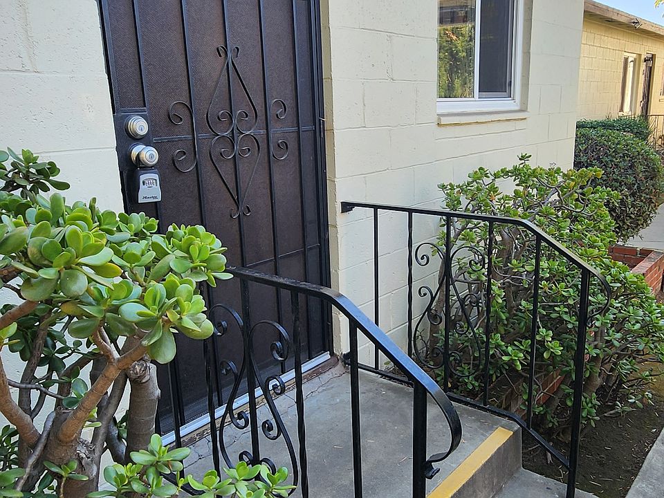 1st image of 550 4th Ave #1