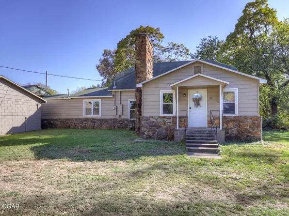 125 W 2nd St, Neck City, MO 64849
