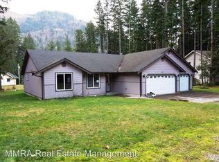 1481 Frontier Valley Ln, Maple Falls, WA 98266