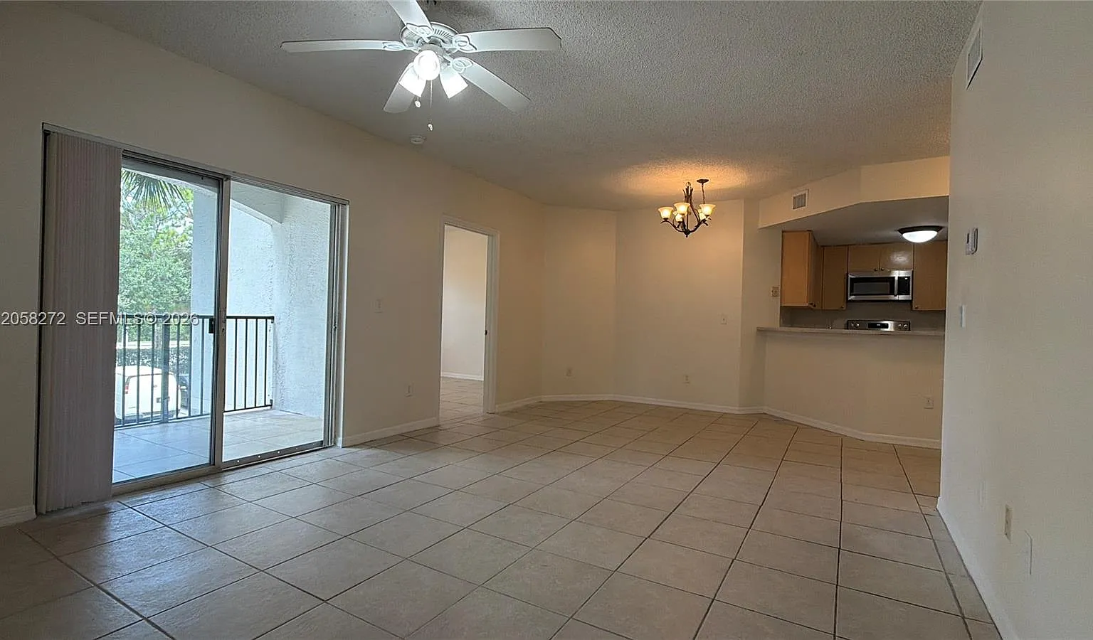 Condos At Courtney Park — Photo 2