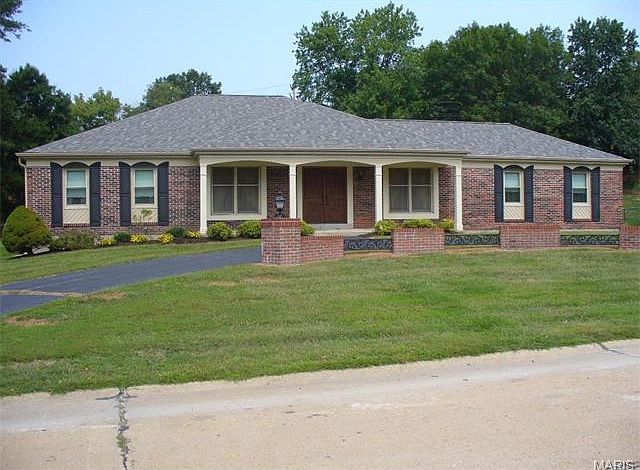 1st image of 12451 Royal Manor Dr