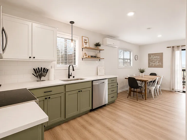 11904 White Oak Dr — Photo 12