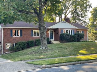 3250 Faragut Ct, Falls Church, VA 22044
