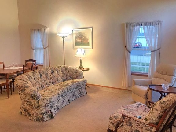 4th image of 5708 Heidi Dr