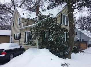 307 McClure Ave, Elgin, IL 60123