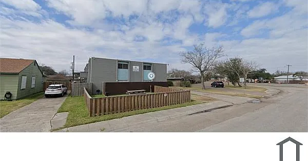 1 bed, $1,240 — Photo 1