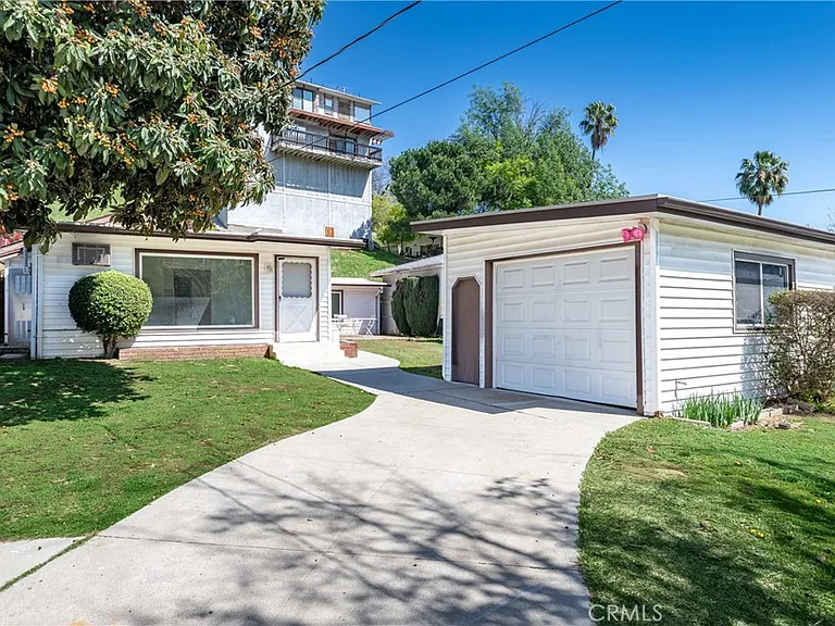 3757 York Blvd — Photo 1