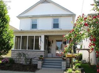 211 N Wayne St, Fremont, OH 43420