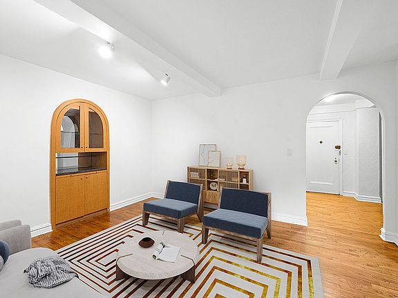 4th image of 235 W End Ave APT 6H