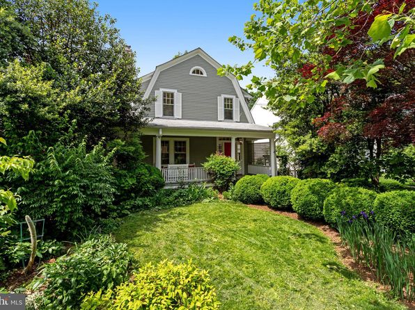 6218 30th St NW, Washington, DC 20015